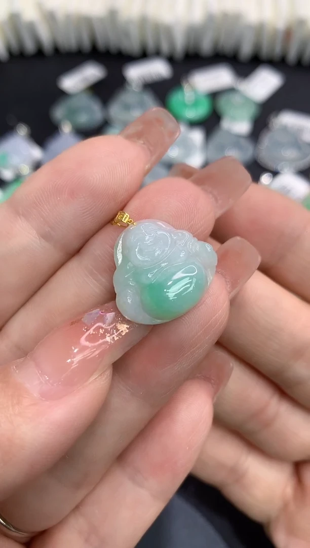 吊坠(不含链)18K金镶嵌翡翠11111111111