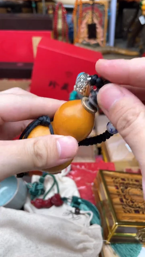 木-------------黄葫芦