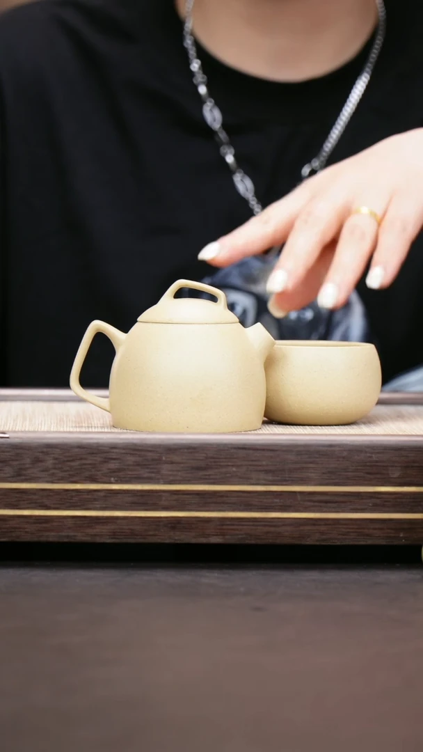 茶壶紫砂本山绿泥 几何秦权+罗汉杯