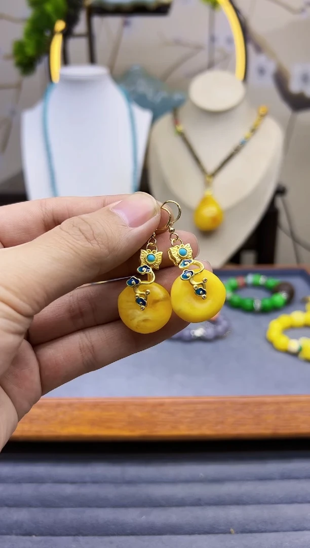 【闪购商品】蜜蜡耳饰14K金镶嵌E219