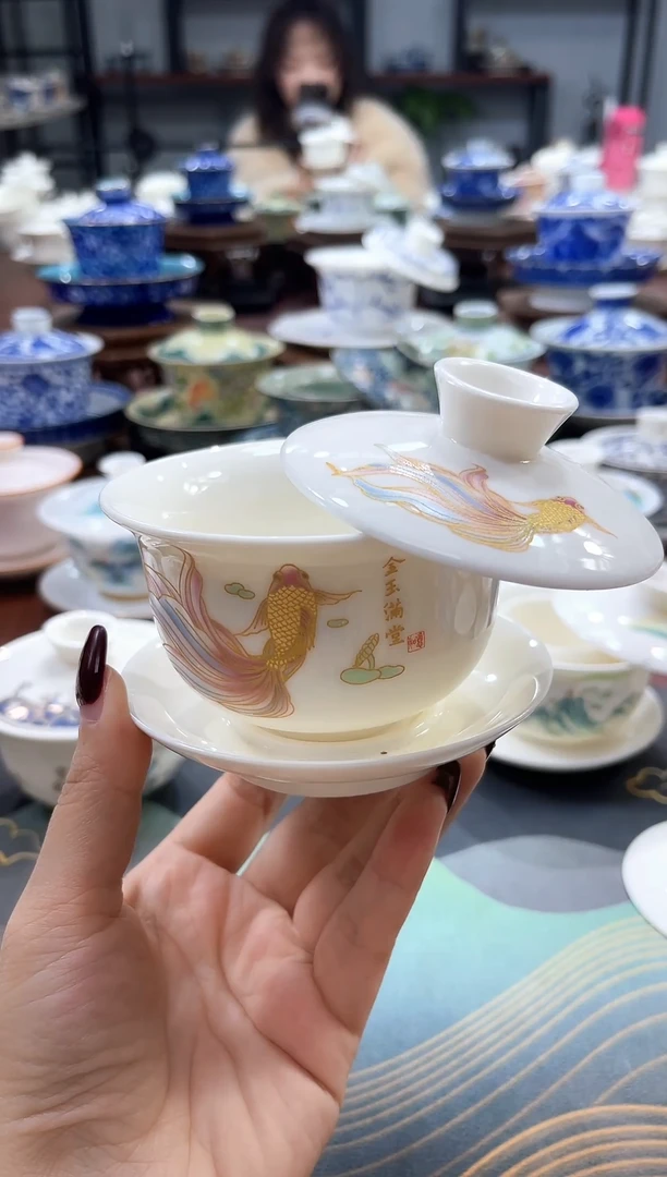 【闪购商品】元宝金鱼悬停盖碗