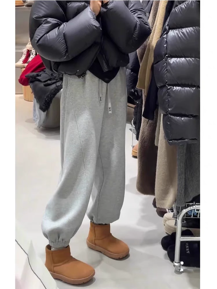 加绒大码运动休闲卫裤女2025冬季新款胖mm宽松保暖百搭显瘦束脚裤