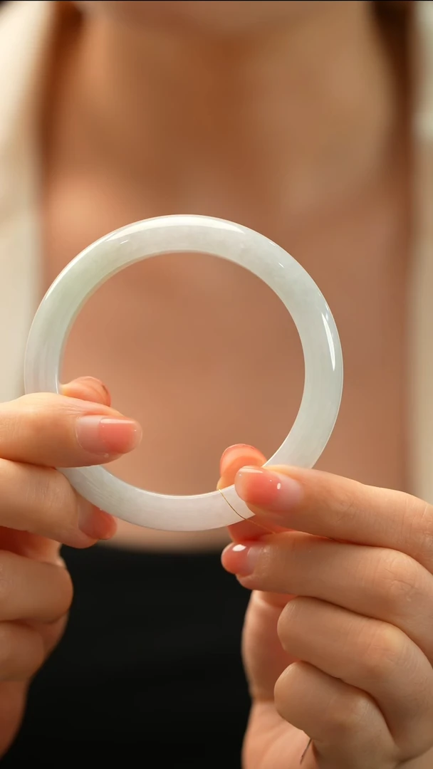 翡翠手镯未镶嵌84号