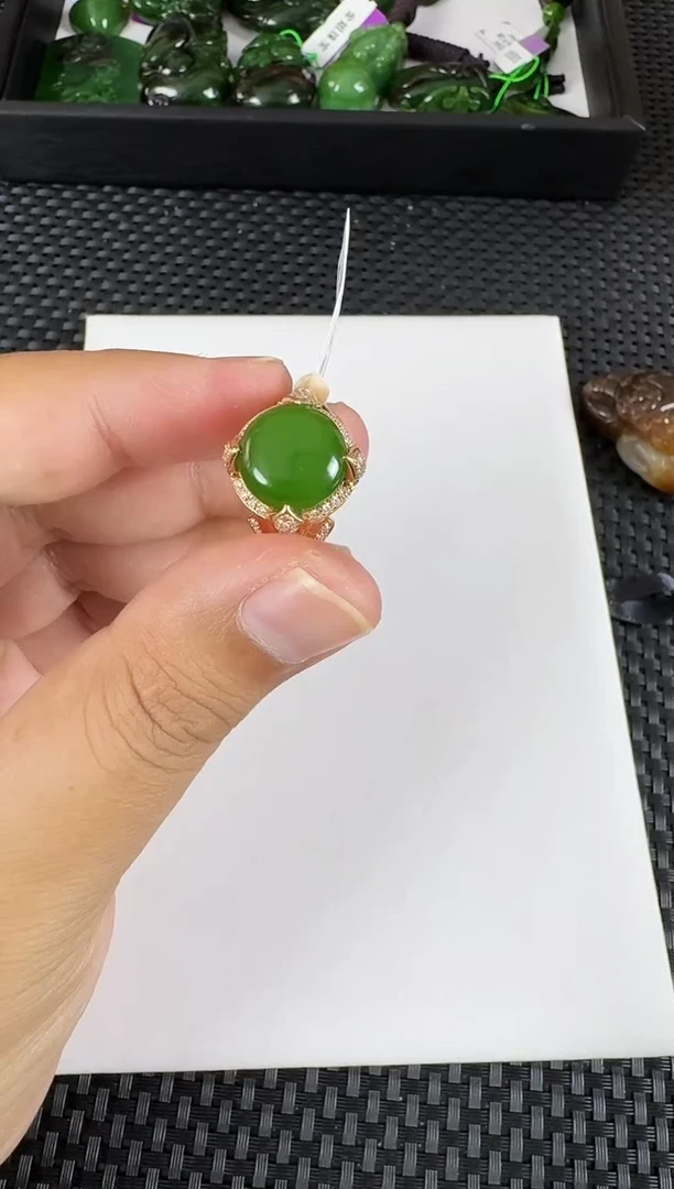 【闪购商品】和田玉（碧玉）戒指18K金镶嵌约20MM