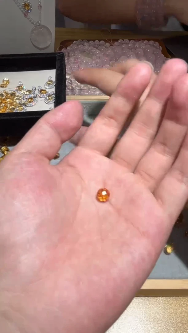 黄晶手串未镶嵌对****?巴西黄水晶单珠8M