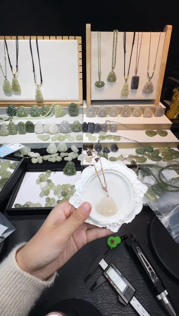 【闪购商品】和田玉颈饰未镶嵌30藕粉佛公需包容
