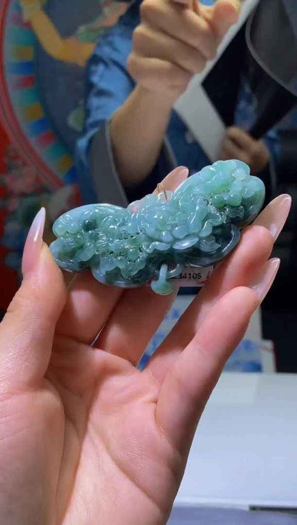 翡翠未镶嵌颈饰MFC0603126