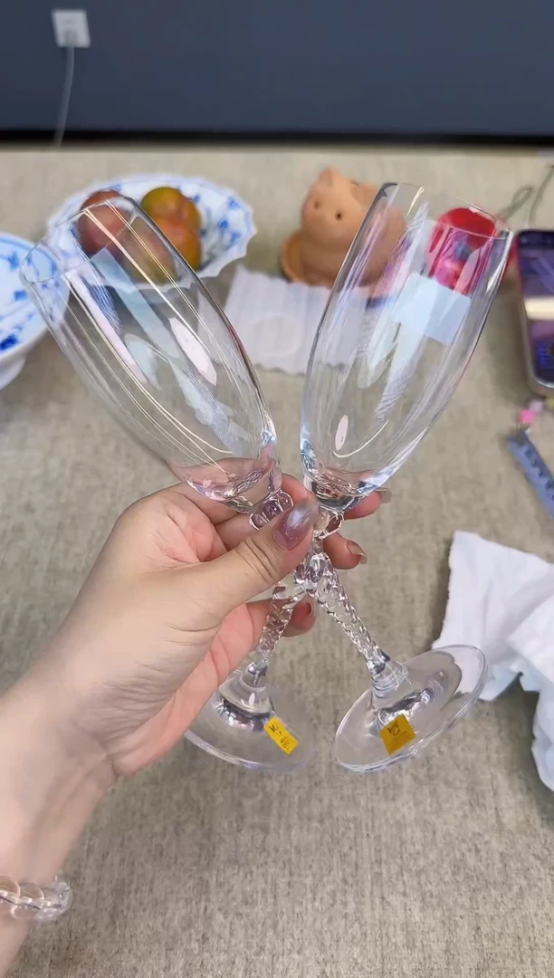 瓷片泡泡的瓷器好看到爆炸
