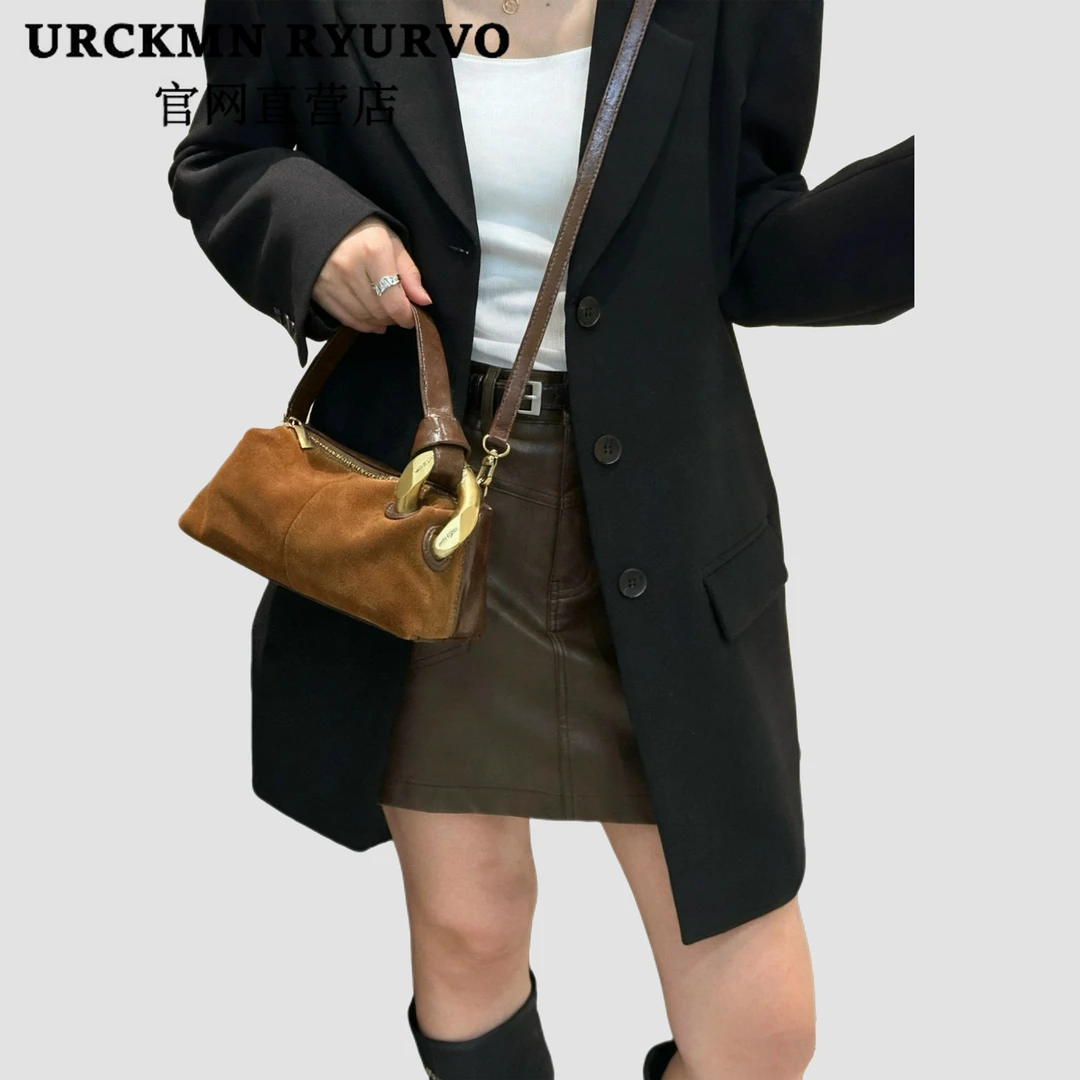 URCKMN RYURVO磨砂波士顿枕头包2025新款小众设计软皮单肩斜跨包