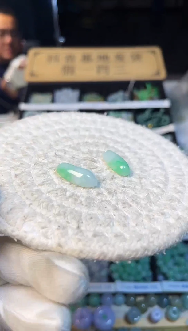 散珠翡翠翡翠福瓜多样性发货发其一