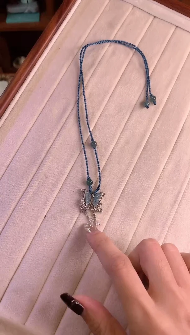【闪购商品】翡翠颈饰银S925镶嵌蓝翡蝴蝶款脖挂