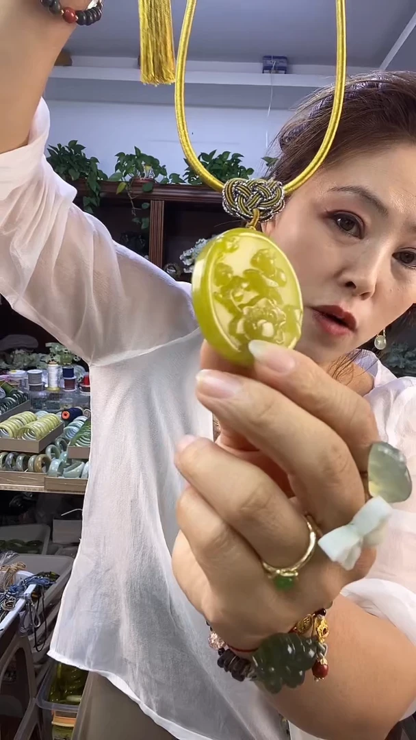 未镶嵌蛇纹石玉牡丹多样性随机发一