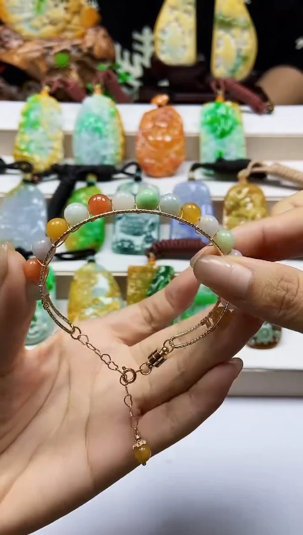 颈饰未镶嵌翡翠翡翠A货