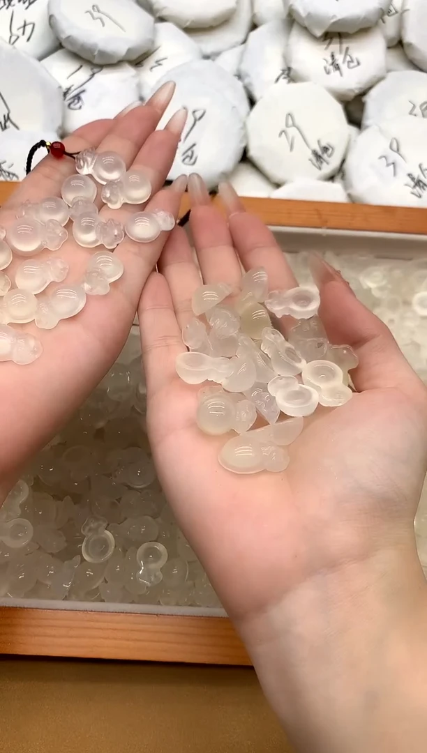 玛瑙/玉髓吊坠(赠链)未镶嵌3326钱袋子