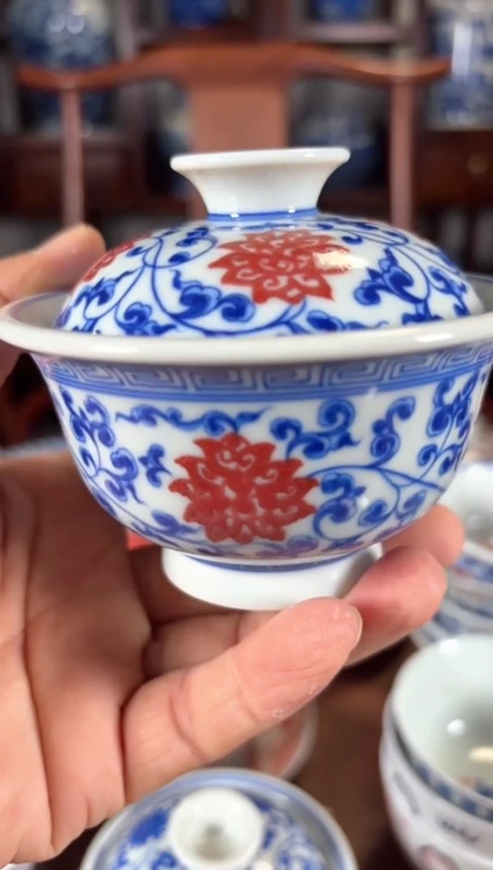 柴窑青花釉里红缠枝莲两才盖碗