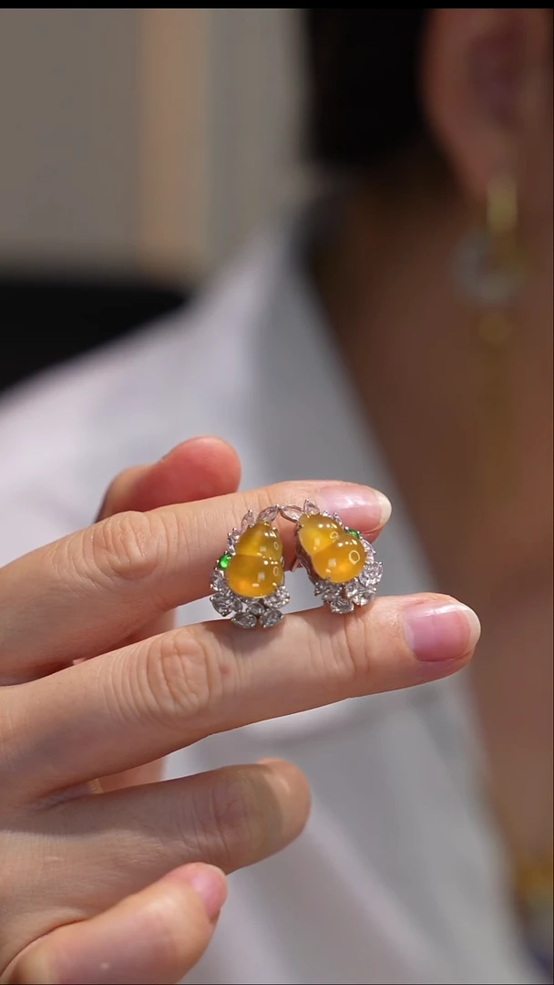 未镶嵌翡翠耳饰黄翡葫芦耳扣