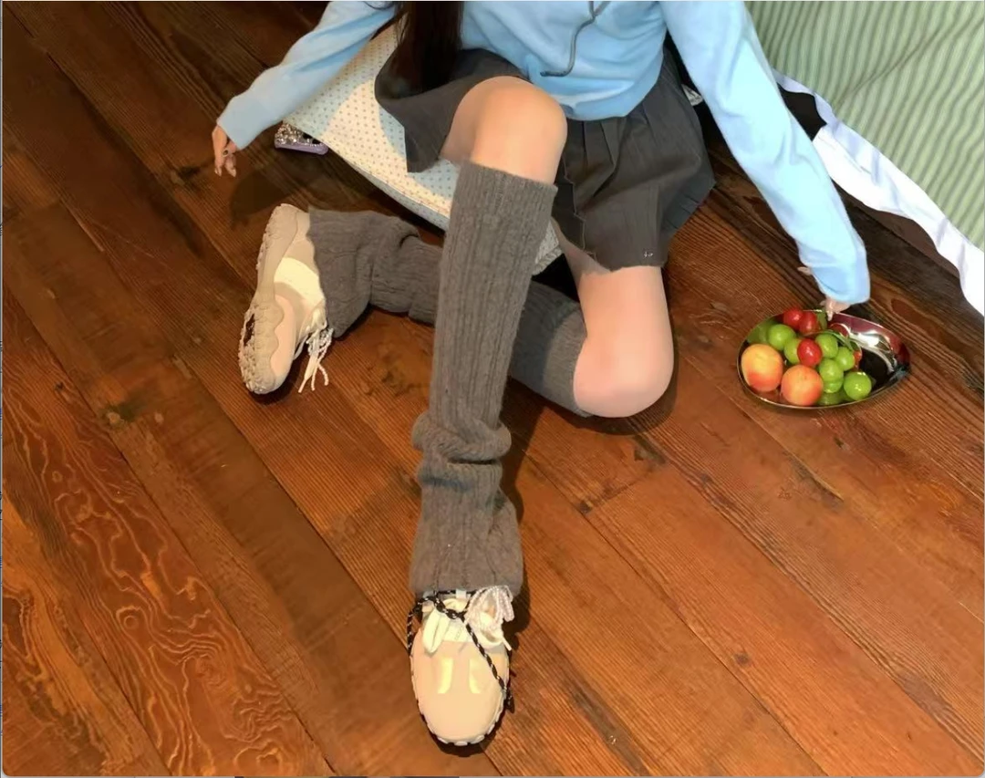 AZZHEN阿祯同款灰色堆堆袜套小腿袜时尚流行显腿型AZ4KBA11-00