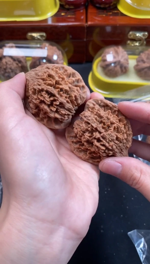 把件文玩核桃满天星44尺Z888