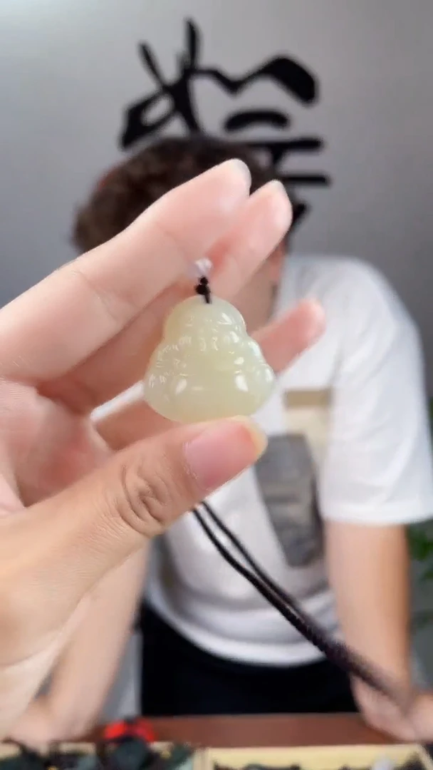 和田玉未镶嵌颈饰拍一发一，多样性发货