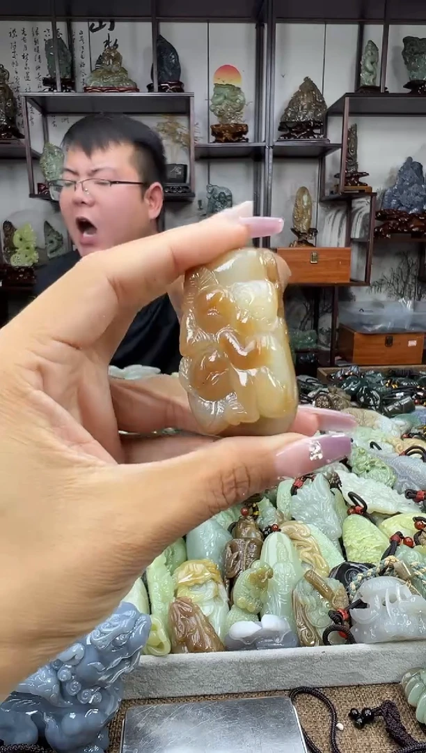 未镶嵌和田玉把件1