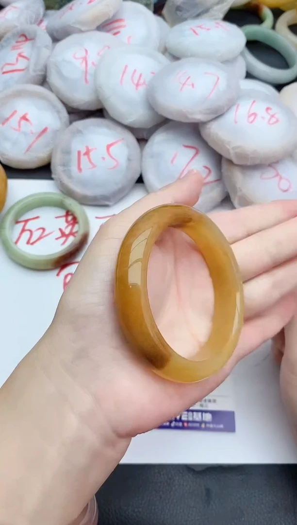 未镶嵌手镯石英质玉356+55/56