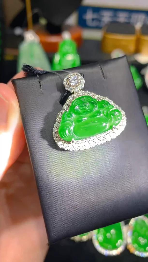 【闪购商品】翡翠颈饰银S925镶嵌14一季