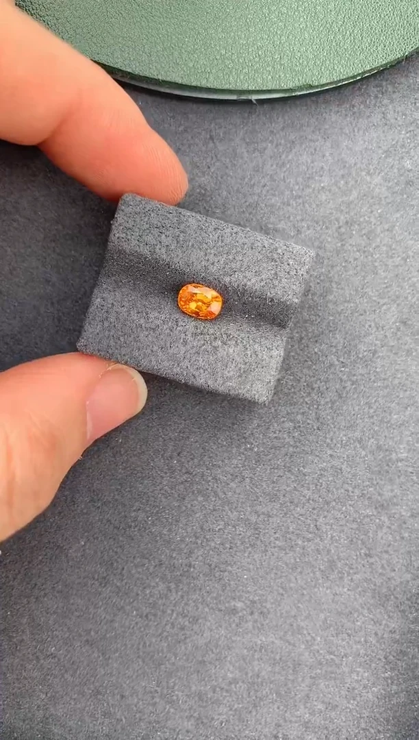 【闪购商品】石榴石（芬达石）裸石未镶嵌1.1ct芬达
