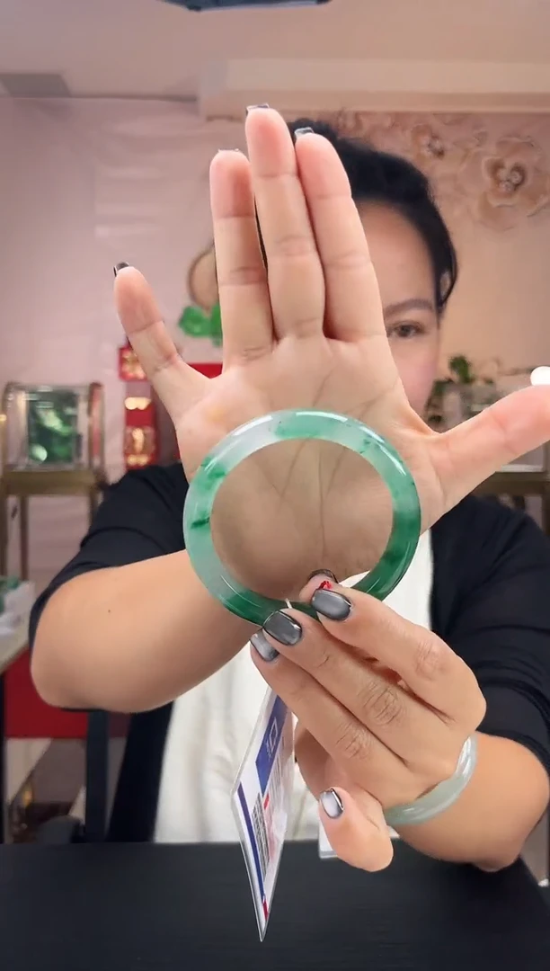 石英质玉手镯未镶嵌61