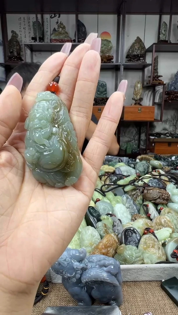 未镶嵌和田玉把件1