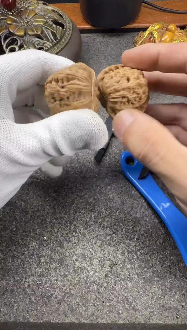 麻核桃文玩白狮子