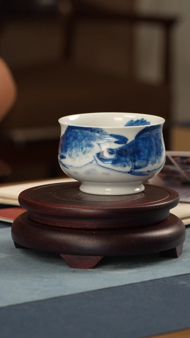 杯子省级 王庆龙 青花带内绘 如是杯带证书