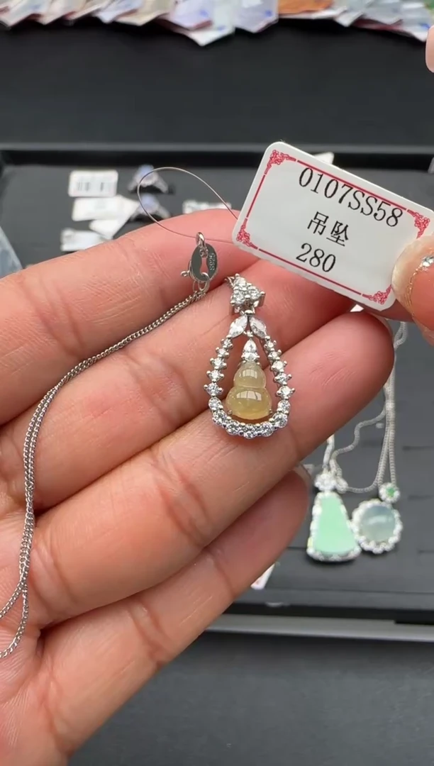 【闪购商品】翡翠颈饰银S925镶嵌0107SS58