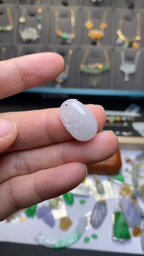 颈饰未镶嵌翡翠净货40050