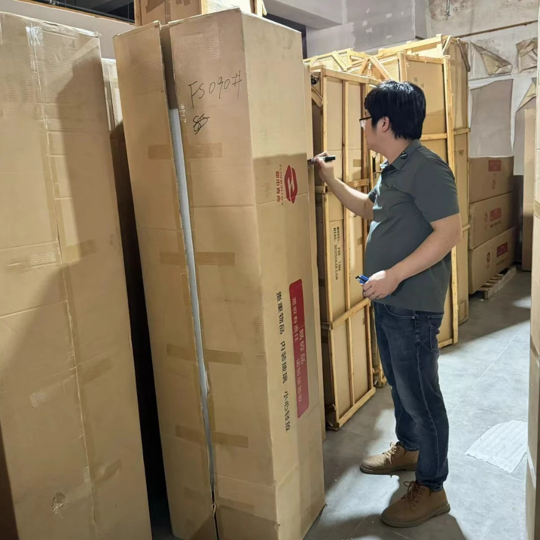 三开面板（颜色款式混发）库存尾货置物架（铁二）