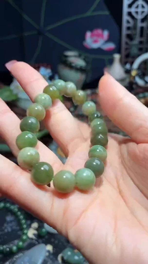 未镶嵌手链和田玉10MM黑羊洞