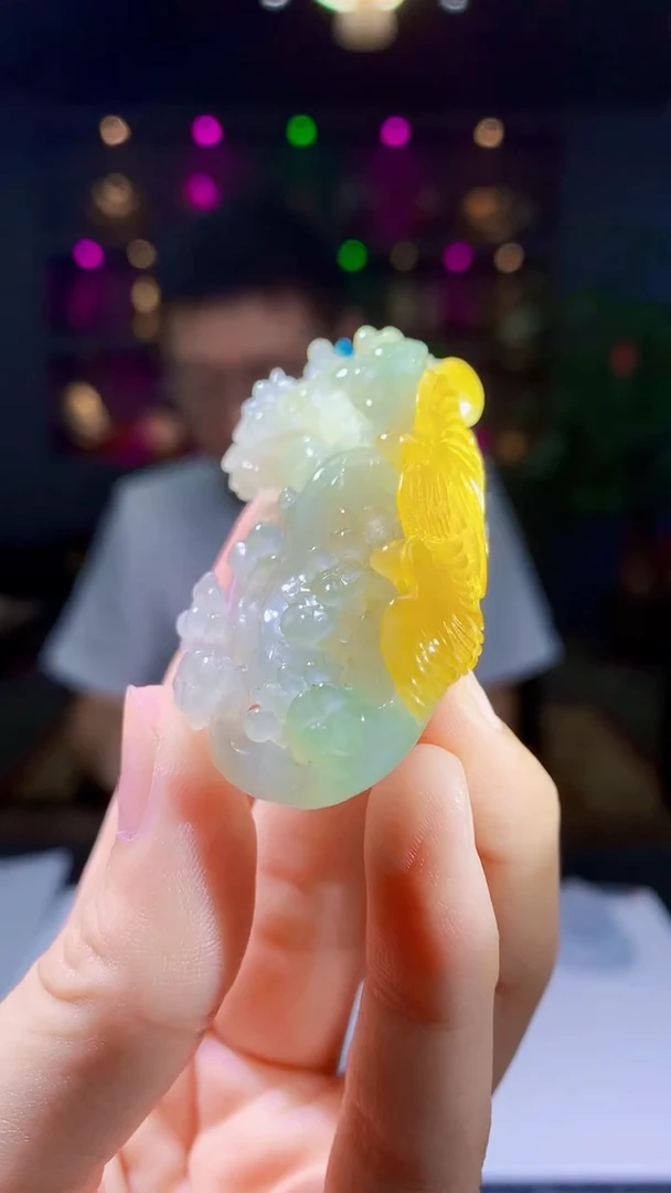 定制翡翠未镶嵌混***?1015hm-毛货挂件