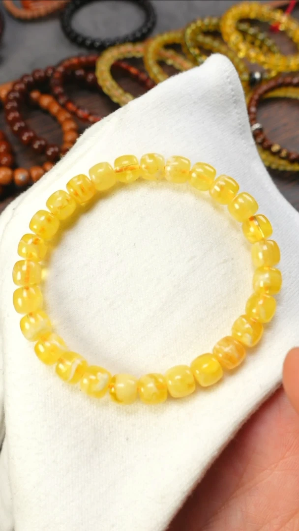 【闪购商品】蜜蜡手链未镶嵌1326/7.5mm绿标蜜蜡单圈