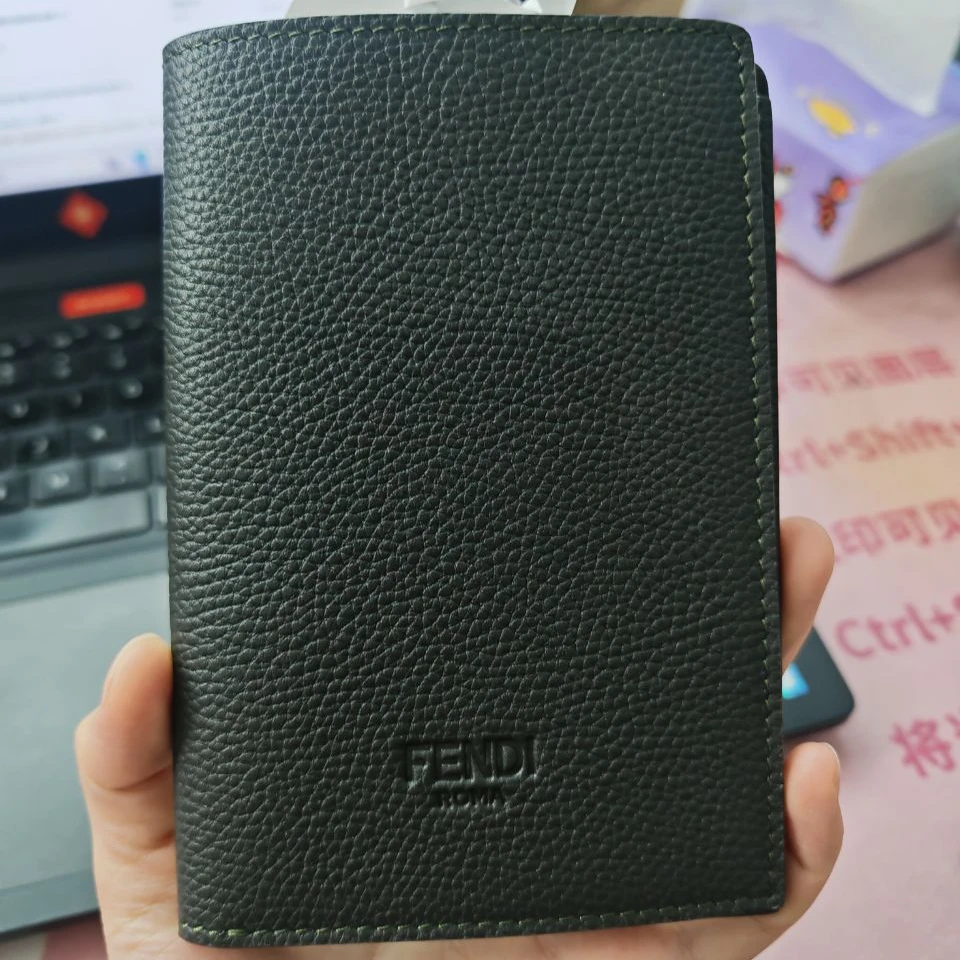 95新 FENDI/芬迪 /箱包钱包/250605EL0005