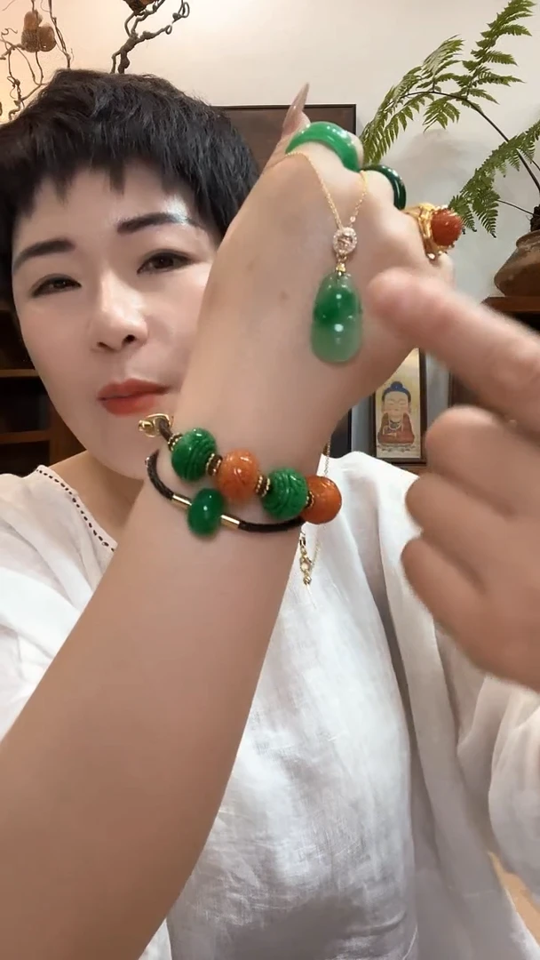 吊坠(赠链)合金翡翠073