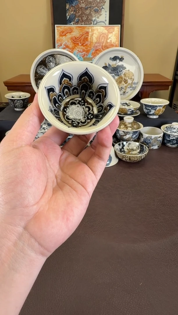 二号釉甲骨纹小压手杯