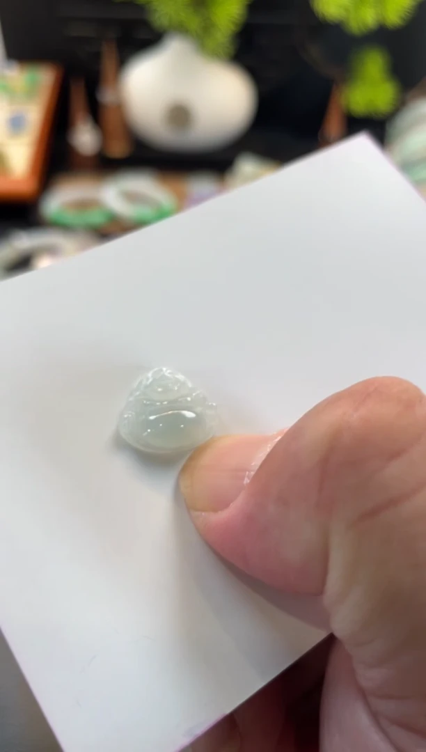 颈饰未镶嵌翡翠14号链接 有纹裂