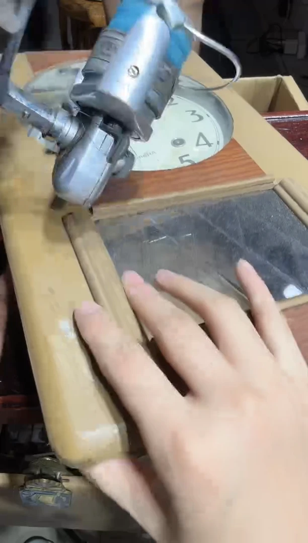 瓷片大**凶 889   中古商品，瑕疵品，不保好坏。