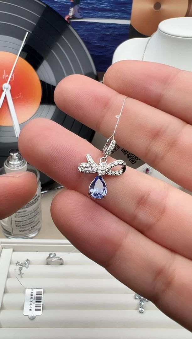 颈饰银S925镶嵌托帕石109