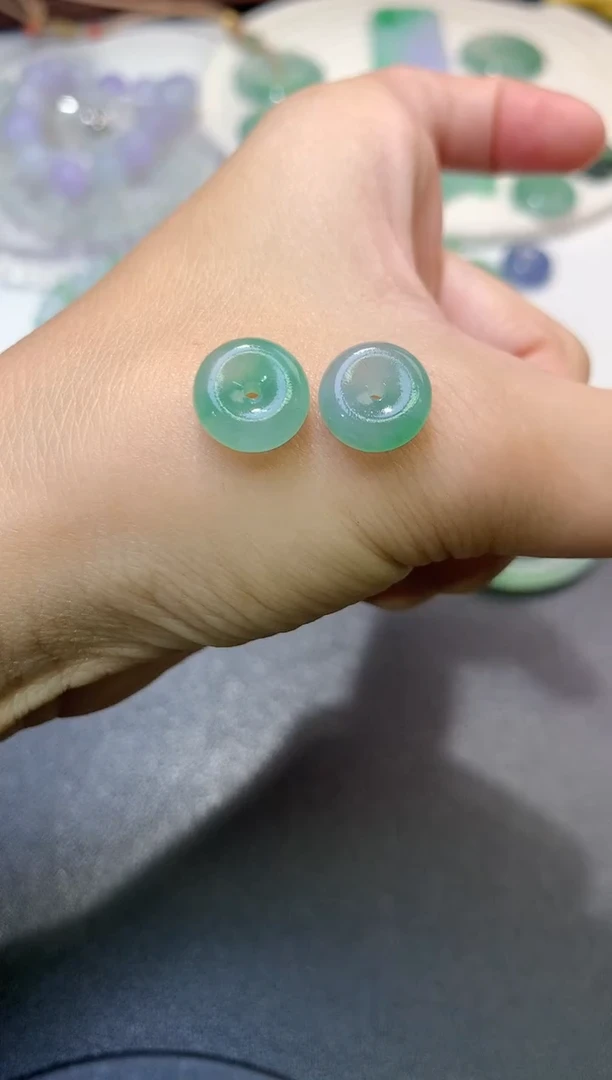 未镶嵌定制翡翠毛货