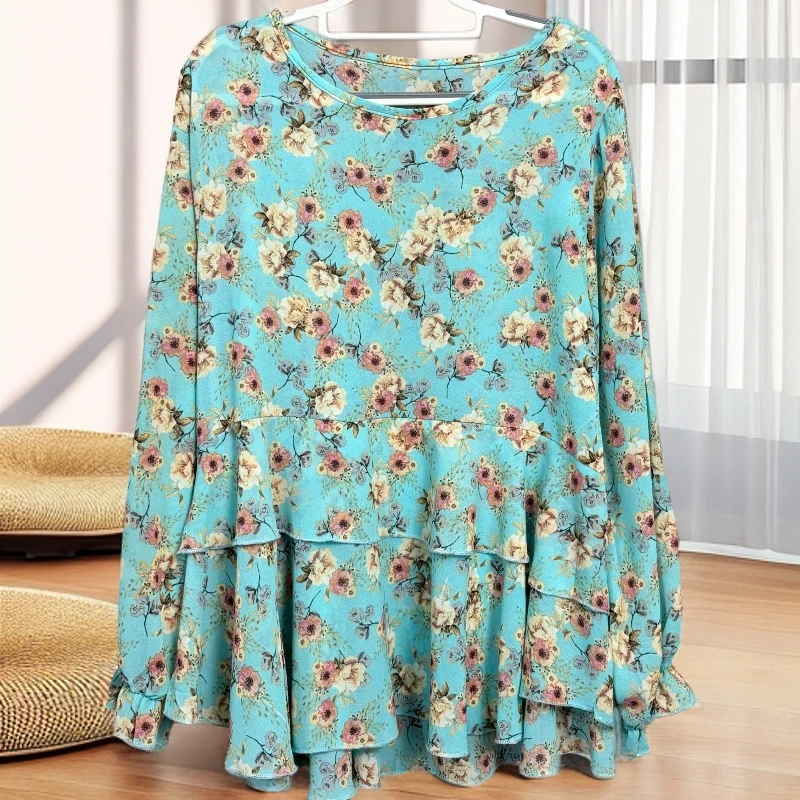 570湖泊蓝碎花印花上衣显白减龄宽松