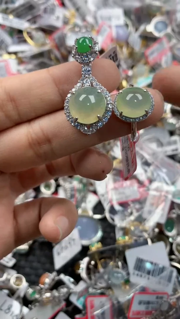 银S925镶嵌戒指翡翠10             4