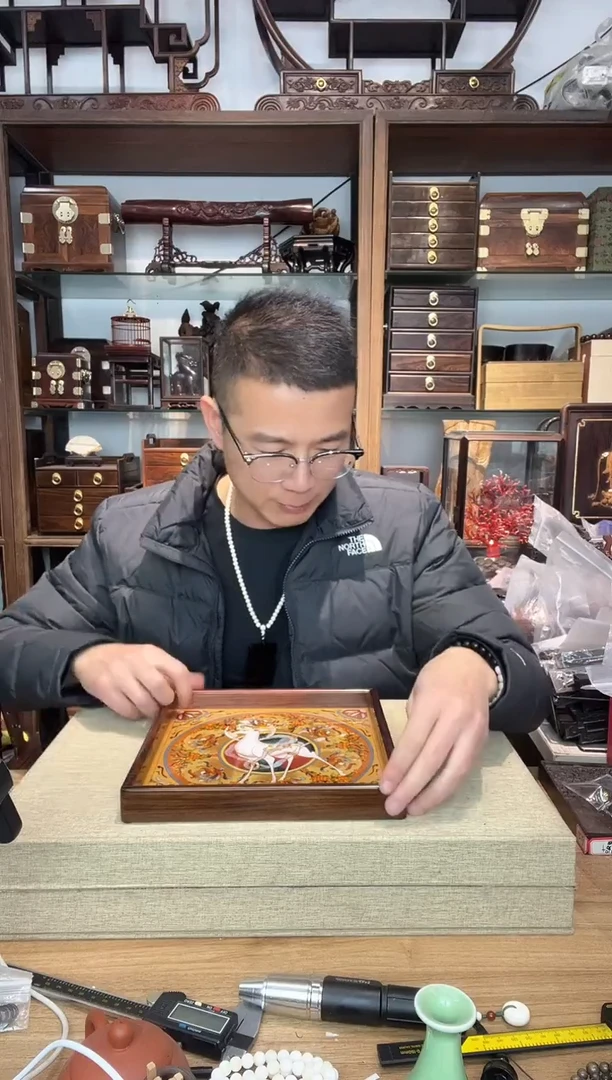 乌木类书架643大红酸枝嵌景泰蓝开茶盘小号   九色鹿