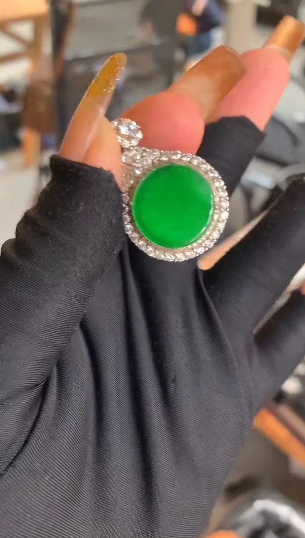 【闪购商品】定制翡翠未镶嵌44定制翡翠-多样性发货（发其一）