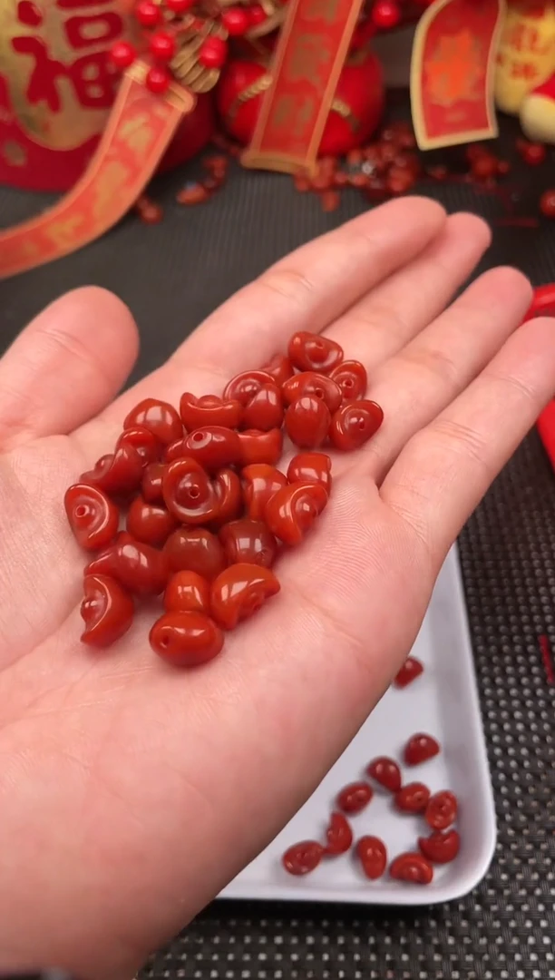 【闪购商品】南红玛瑙单珠未镶嵌25号柿子红卡8*12直孔元宝一颗