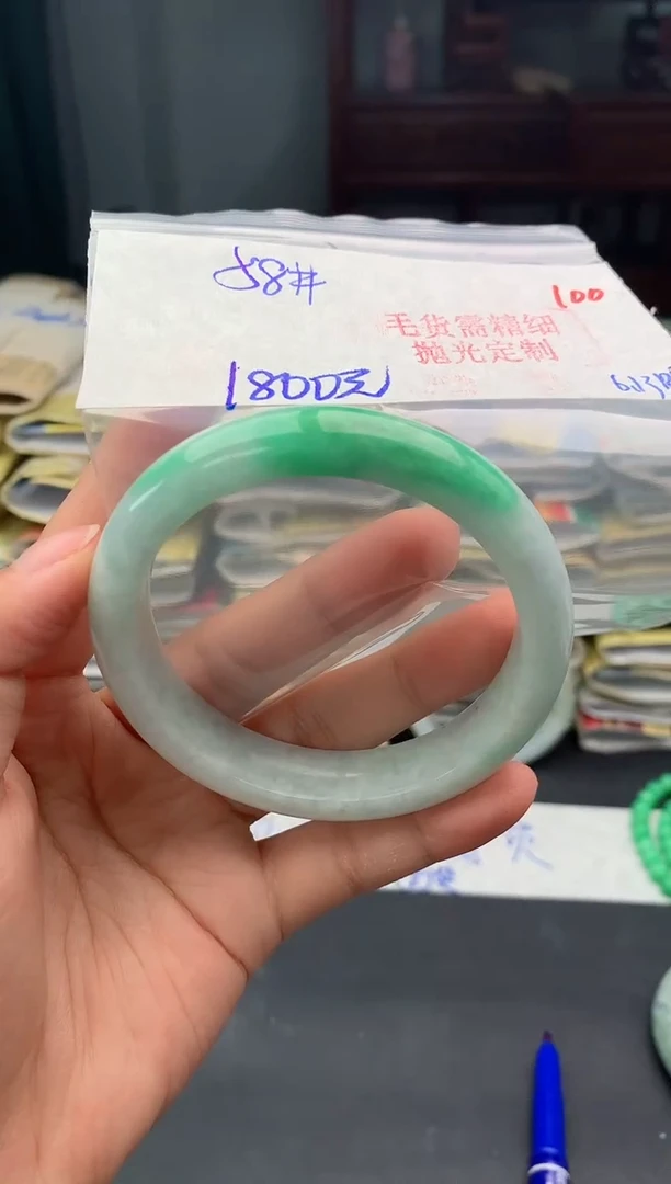 定制翡翠未镶嵌100毛货需精细抛光多样性1件1800元